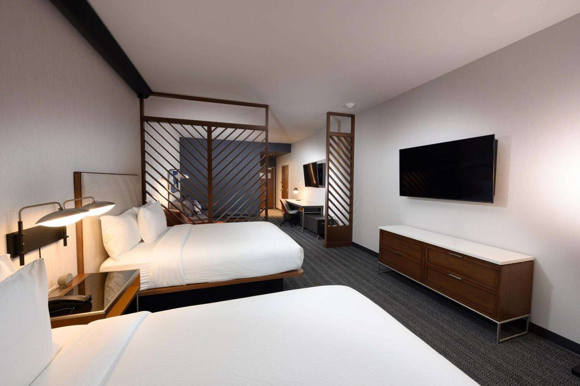 Courtyard By Marriott Charlotte Waverly بالانتين المظهر الخارجي الصورة